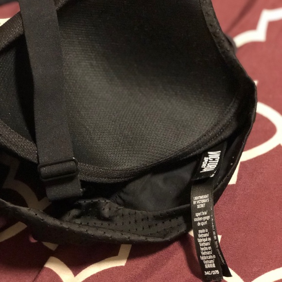 Victoria Sport The Lightweight Sport Bra - Picture 6 of 6